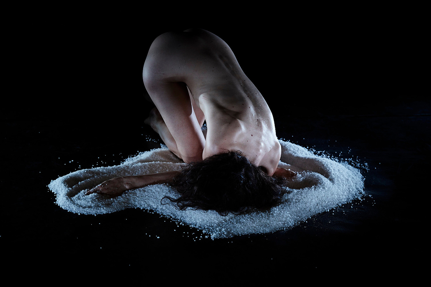 Eingeweide by Marco Donnarumma and Margherita Pevere